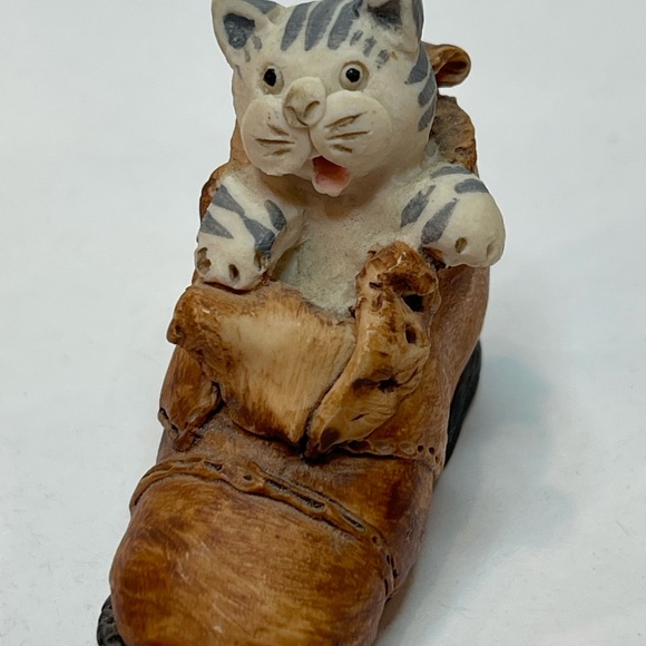 VNTG1988 Peter Fagan Cat in Shoe Figurine Made Hand Painted Scotland Collectable - Picture 13 of 13